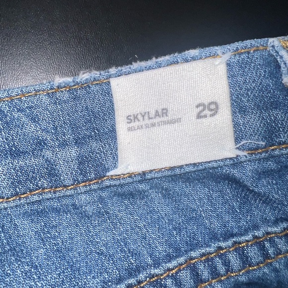 HUDSON Jeans Skylar Relaxed Straight Dist. Skinny Jeans in Angeleno Size 29 EUC - Picture 13 of 16